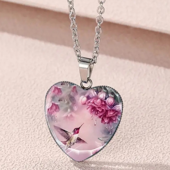 Various Hummingbird necklaces. 24 EACH. Please ask if your choice is available - Picture 10 of 16